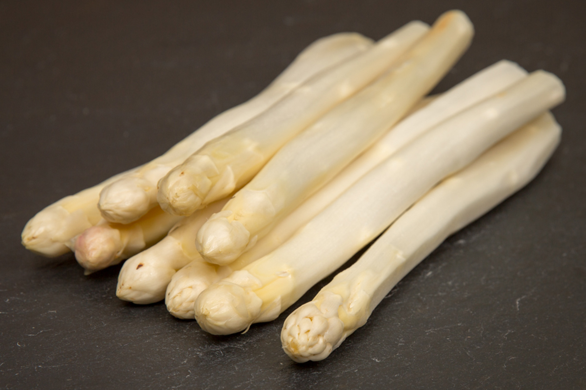 Spargel weiss geschält 